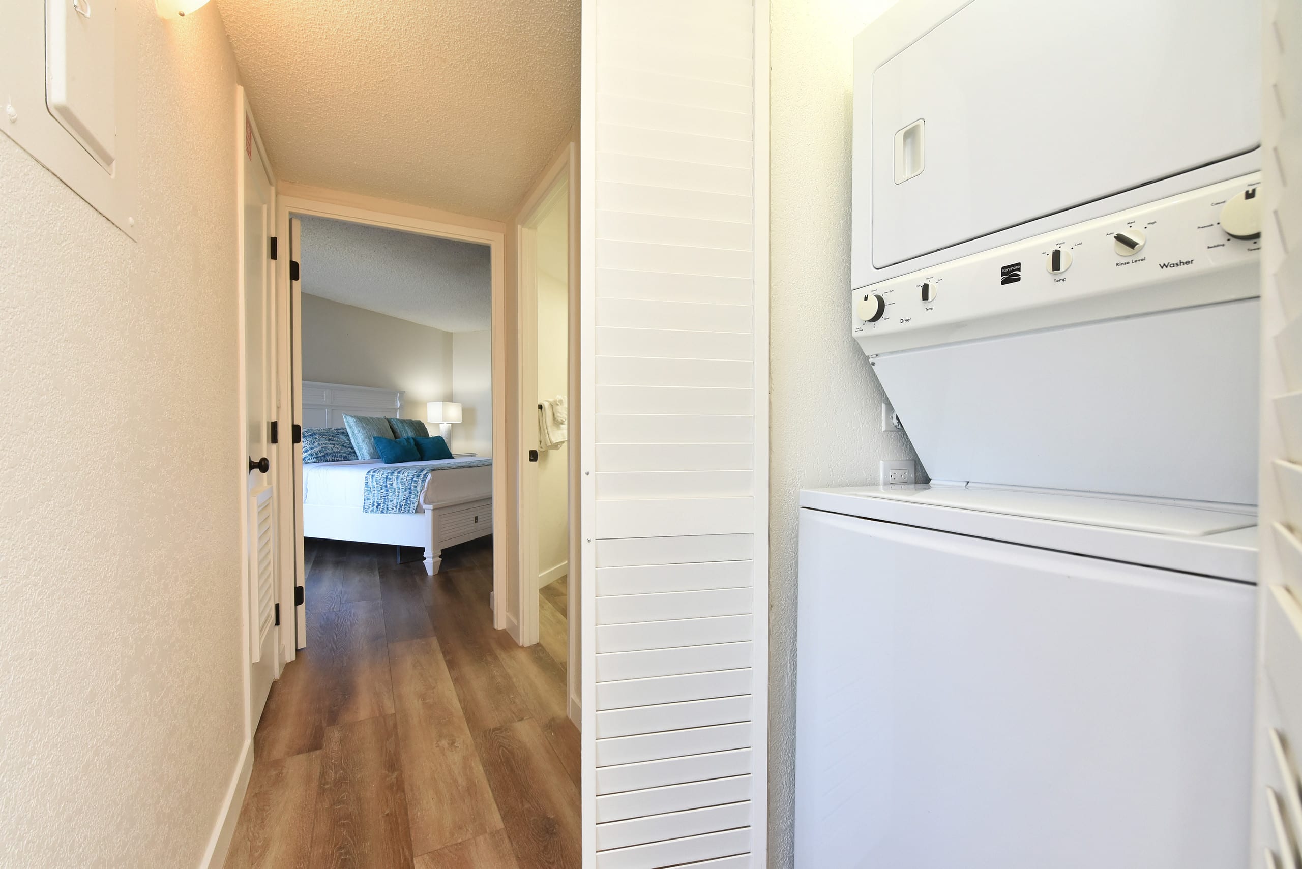 Condo in Lahaina · ★5.0 · 2 bedrooms · 4 beds · 2 baths - Image 33