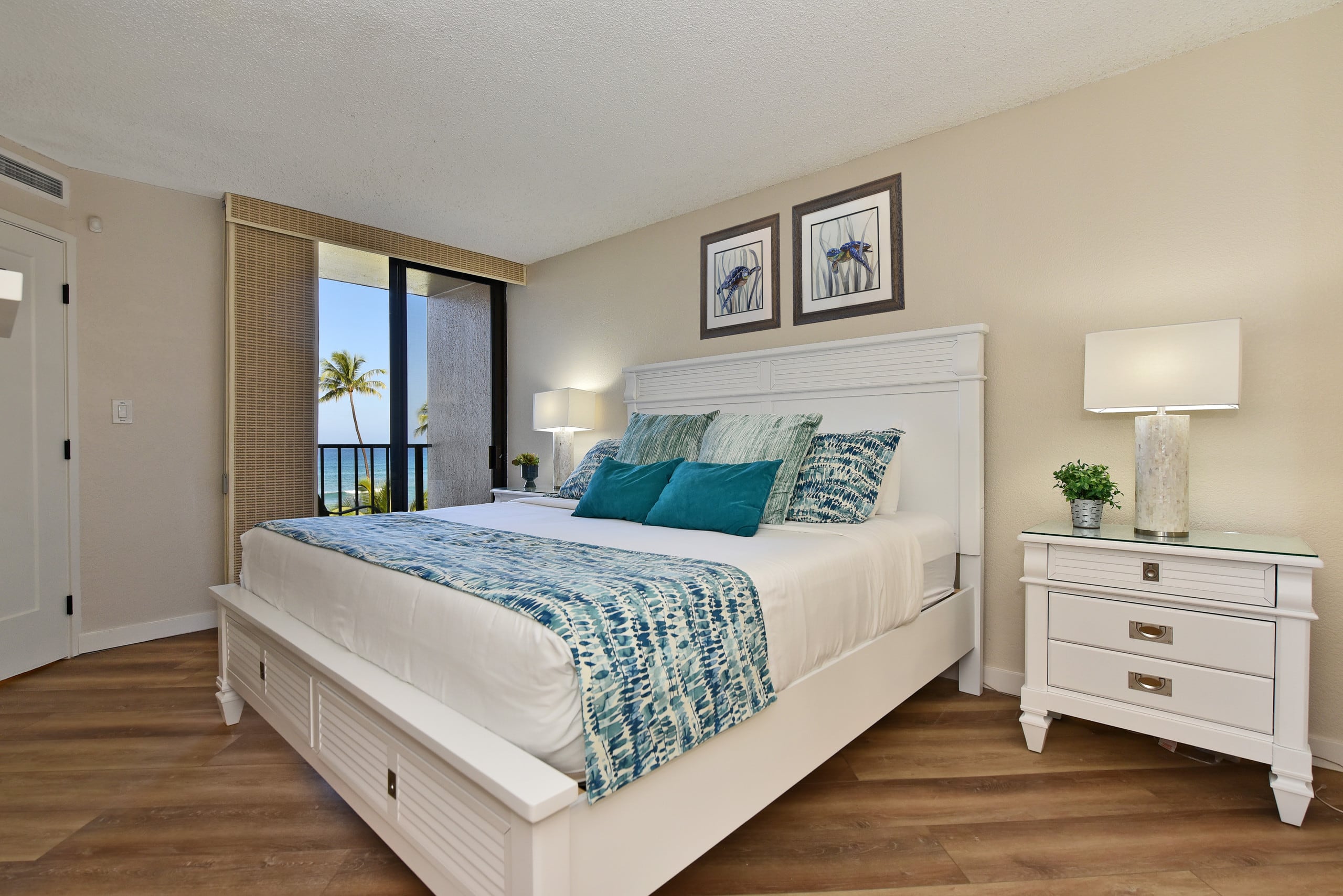 Condo in Lahaina · ★5.0 · 2 bedrooms · 4 beds · 2 baths - Image 12