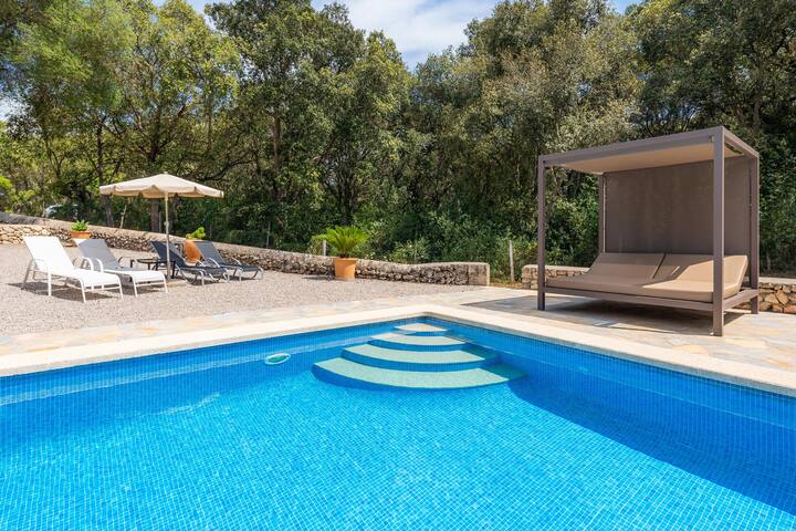 Na Creu Vella gallery image 2