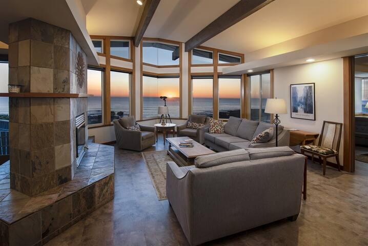 URelax Vacation Rentals managed Airbnb listing 2