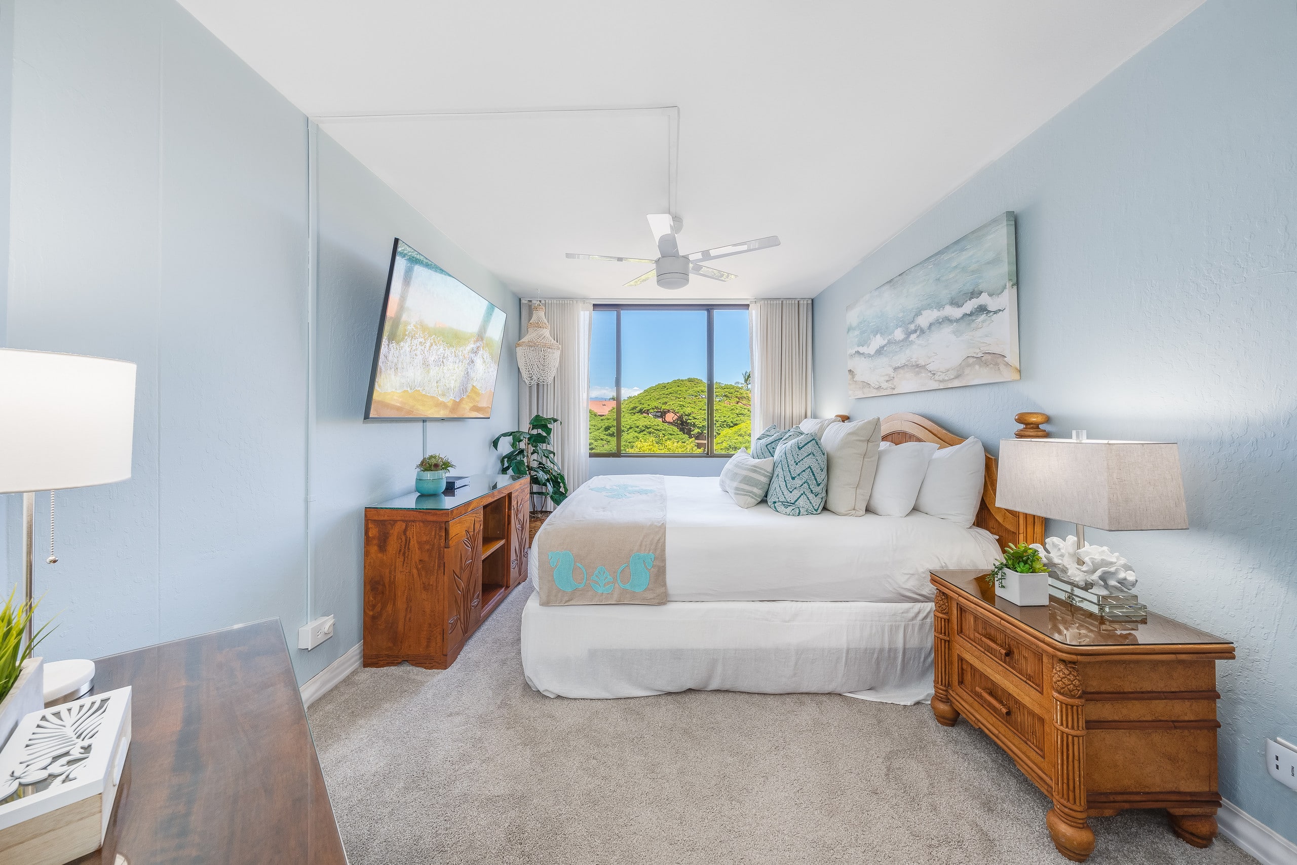 Condo in Lahaina · ★4.87 · 1 bedroom · 2 beds · 1 bath - Image 14