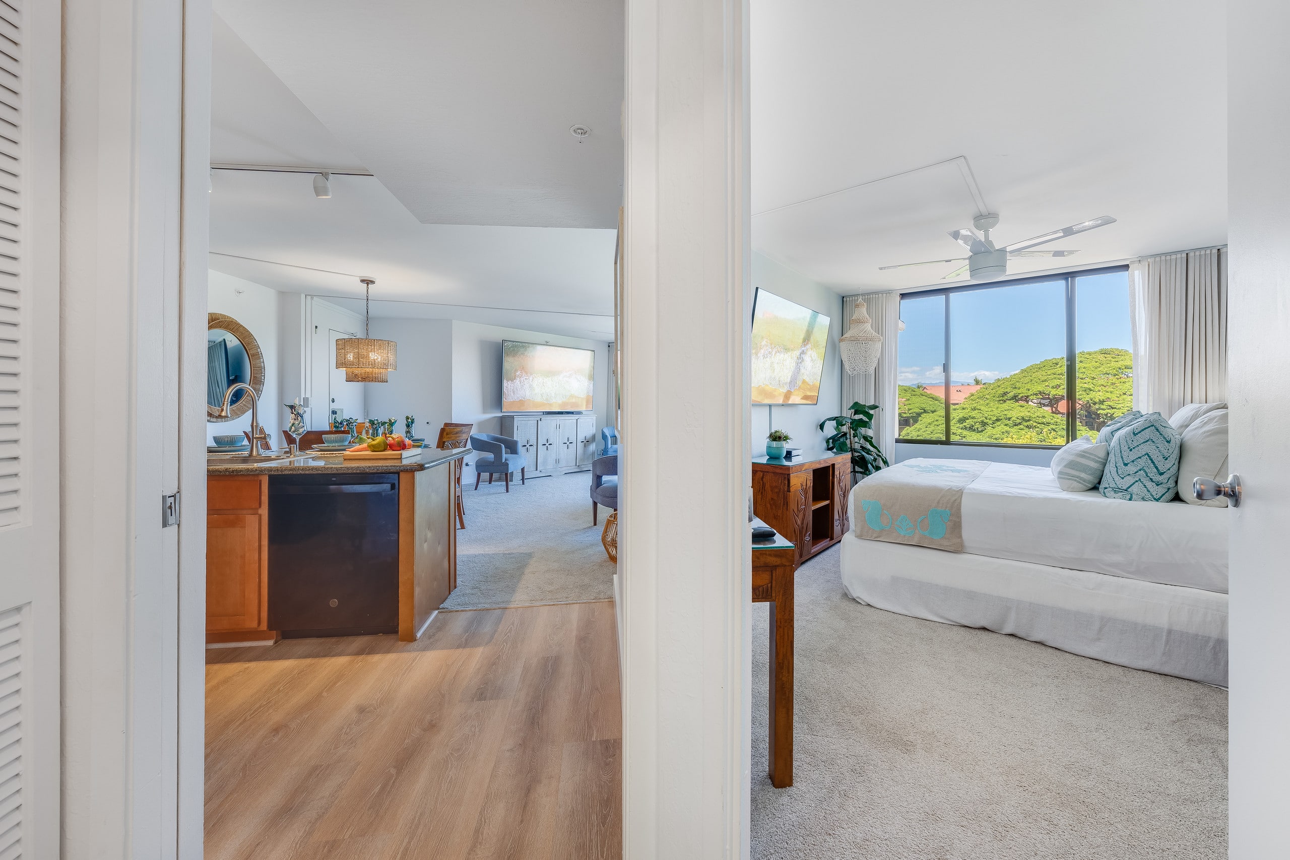 Condo in Lahaina · ★4.87 · 1 bedroom · 2 beds · 1 bath - Image 12