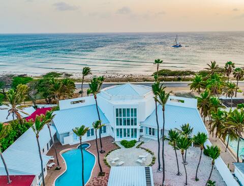 Oceanfront 8BR Villa w Pool, Patio Near Palm Beach