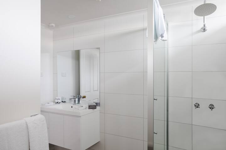 Garden Apartment gallery image 4