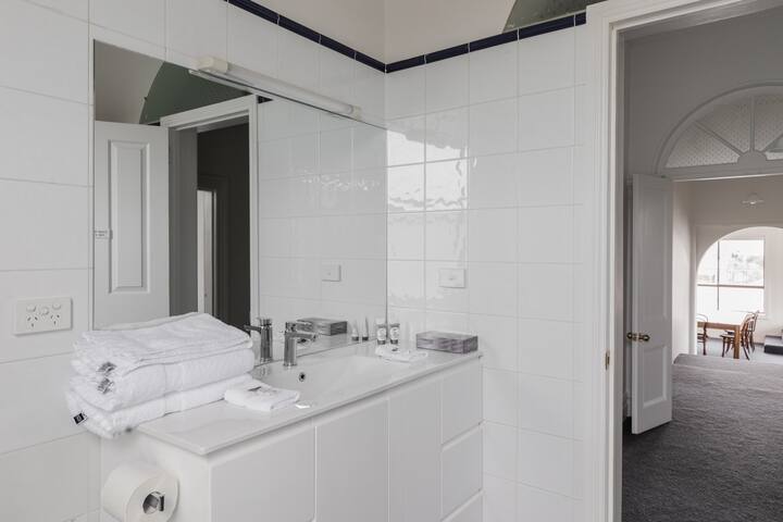 Riverview Apartment gallery image 4