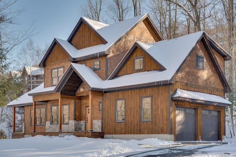 Walk to Loon Mtn Lift: Luxe Family Home w/ Hot Tub