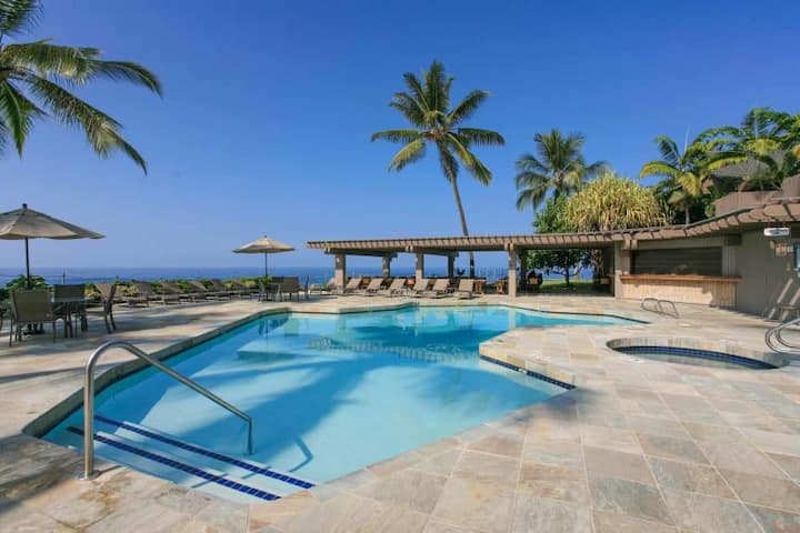 Summer Deal Kona Golf View Vacation Condo With Resort Pools And Views - Captain Cook