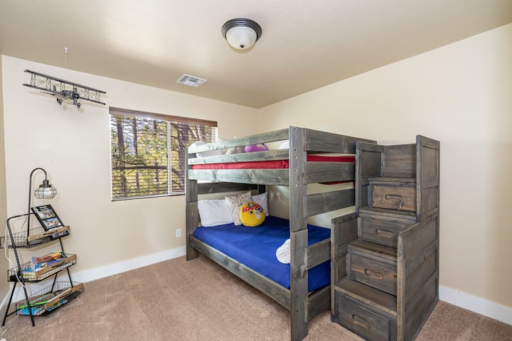 Spálňa č.4 - dve veľké postele