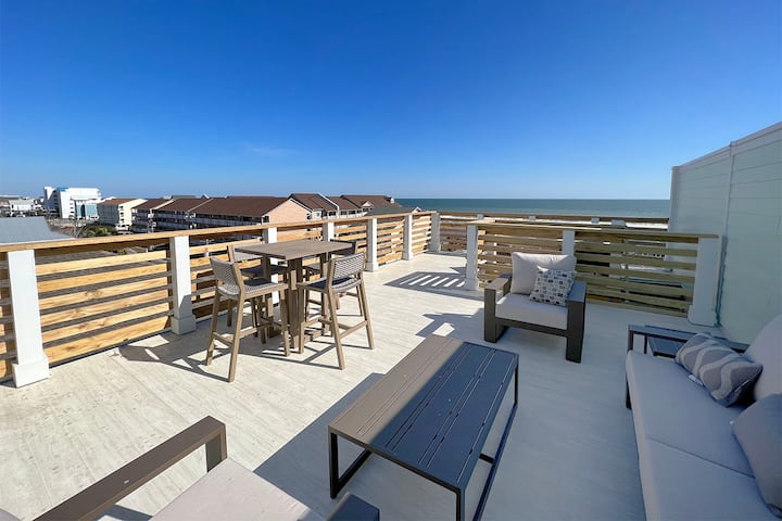 Pet Friendly Luxury 5br W/ Stunning Ocean Views - Kure Beach, NC