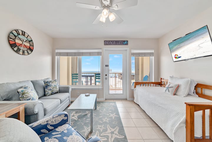 Boardwalk 284  Gulf Front 1 Bedroom! - Gulf Shores, AL