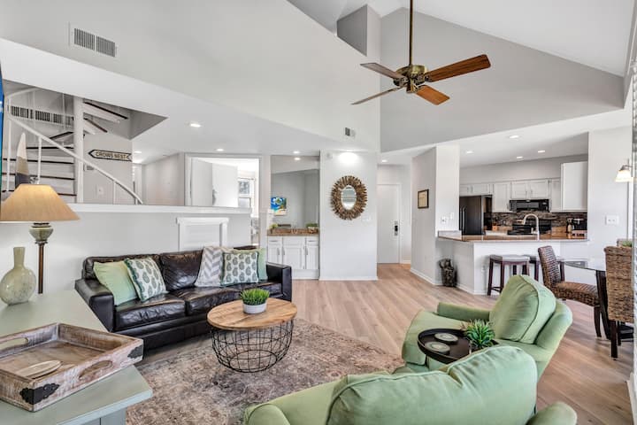 Pet Friendly 3 Br In Shelter Cove; Near Beach - Hilton Head Island, SC