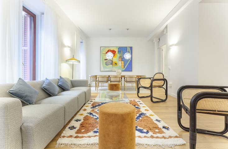 Cibeles Luxe I apartment in Madrid gallery image 2