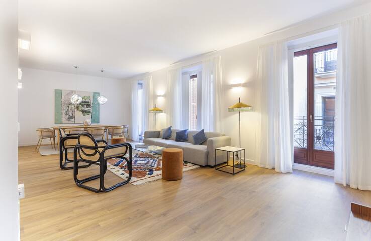 Cibeles Luxe Iv apartment in Madrid gallery image 3