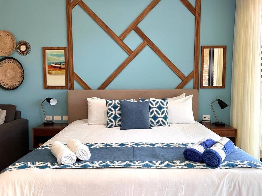 Dubbelsäng, bäddsoffa, luftkonditionering, WiFi och smart-TV