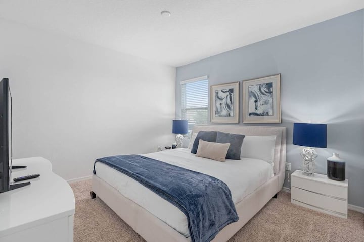 Bedroom 10