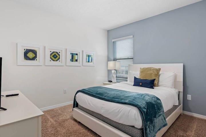 Bedroom 9