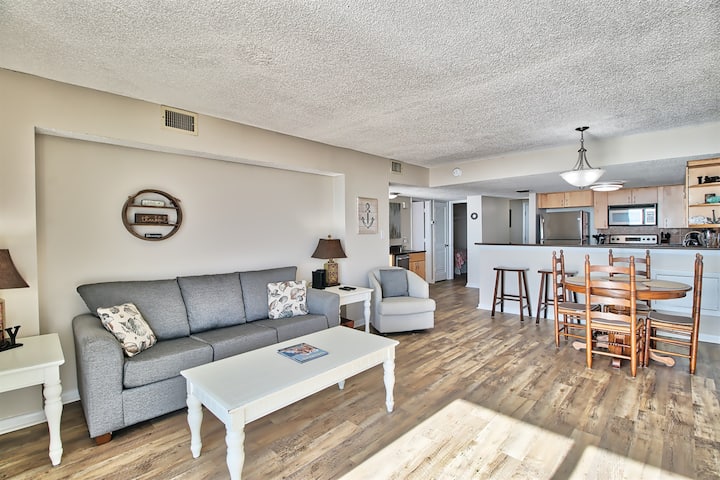 Waterpointe Ii 301| Oceanfront 3 Bedroom Condo - North Myrtle Beach, SC