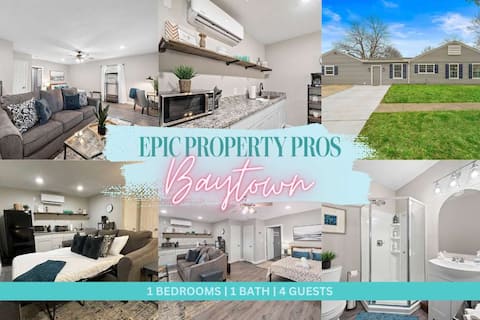 Baytown Private Studio Apartment covered patio Sle