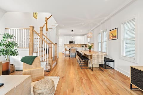 Boutique Ocean Grove & Asbury Park Sea View Gem!