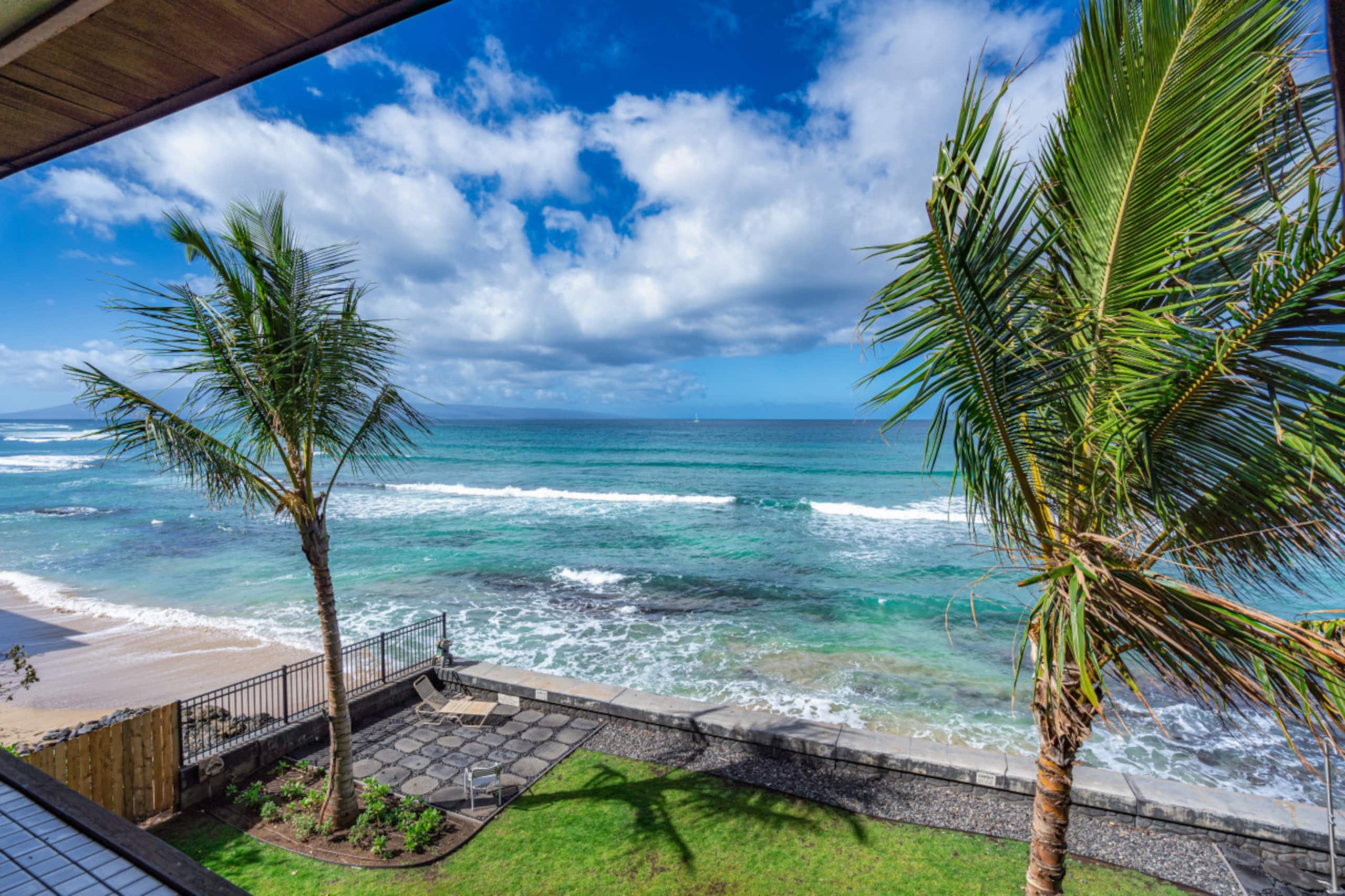 Condo in Lahaina · ★4.87 · 3 bedrooms · 3 beds · 2 baths - Image 36