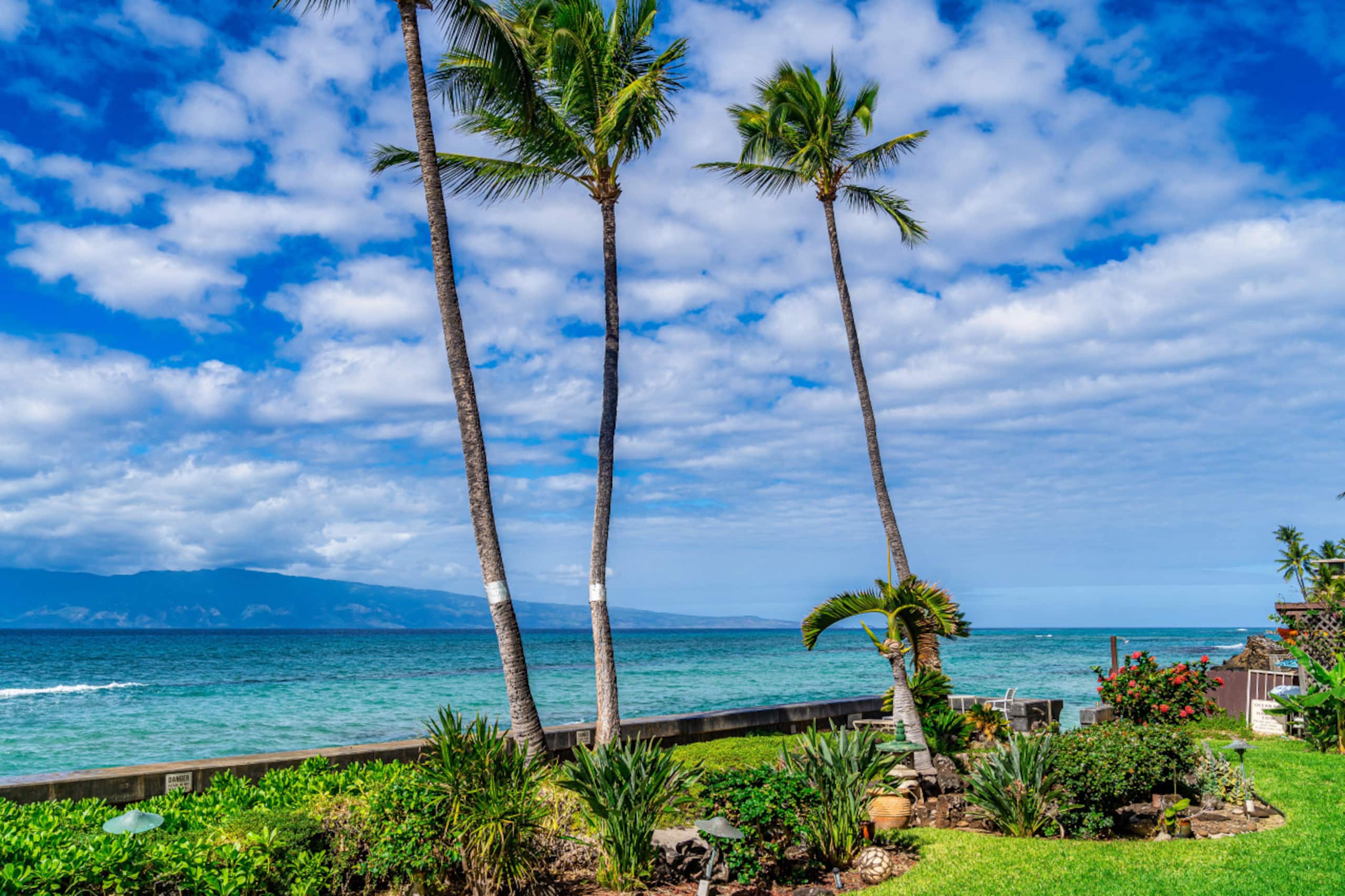 Condo in Lahaina · ★4.87 · 3 bedrooms · 3 beds · 2 baths - Image 40