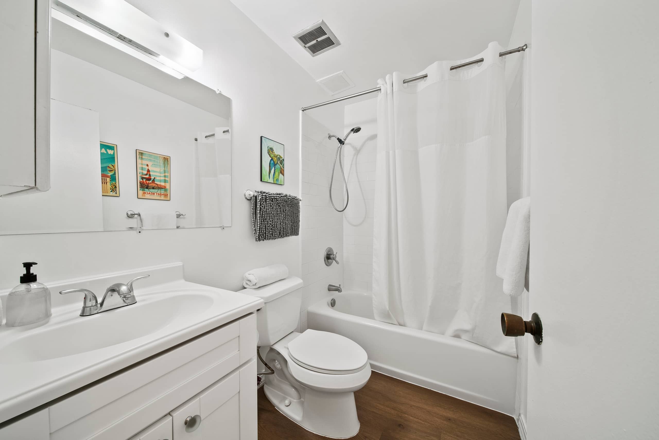 Condo in Kahuku · ★4.83 · 1 bedroom · 2 beds · 1 shared bath - Image 18