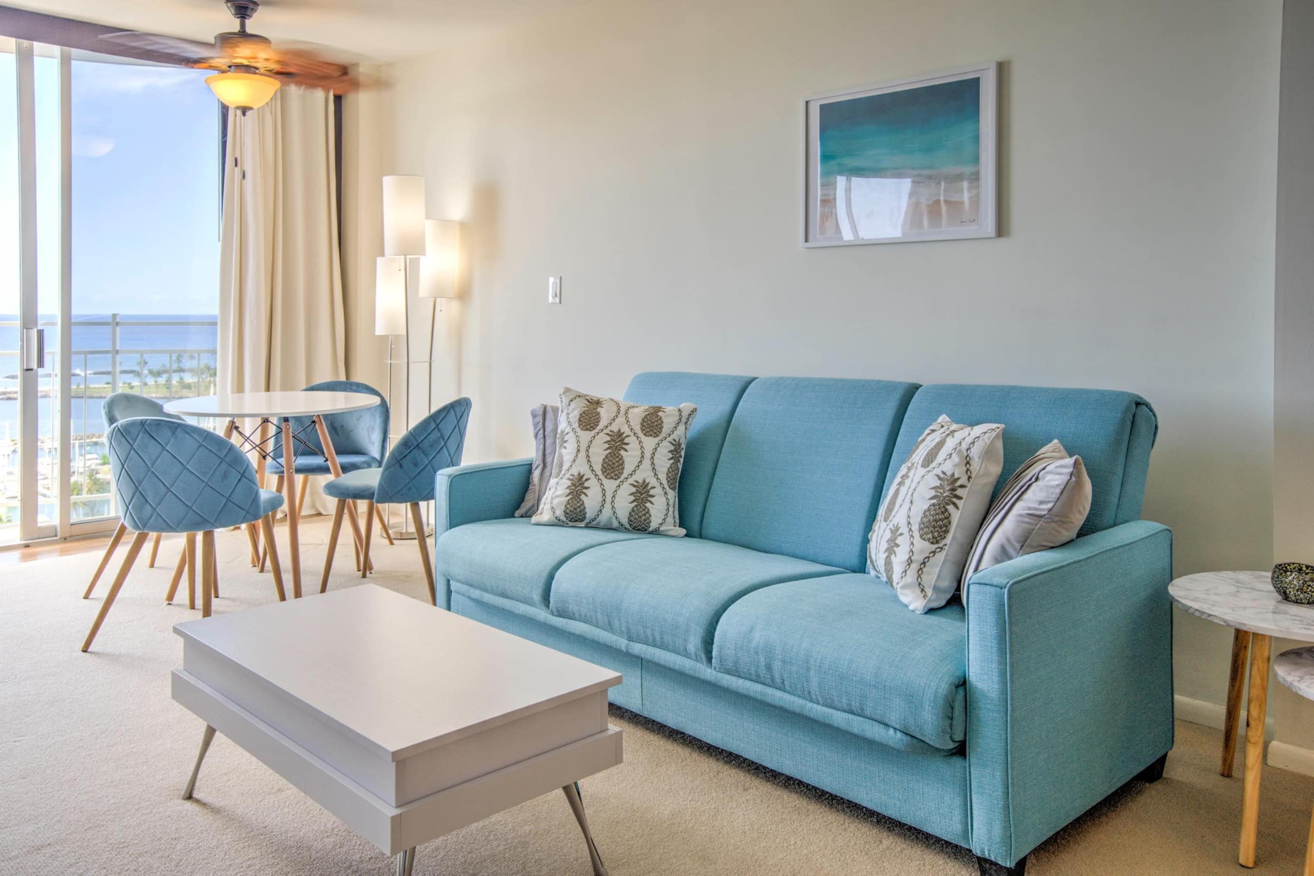 Condo in Honolulu · ★4.44 · 1 bedroom · 2 beds · 1 shared bath - Image 28
