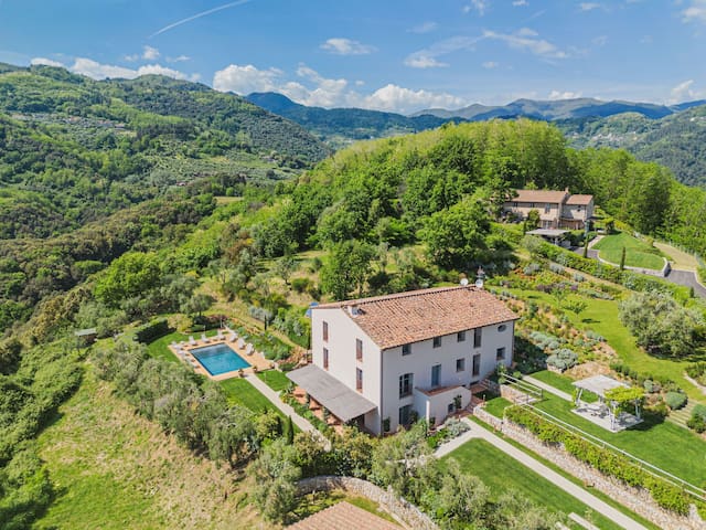 Tuscanhouses managed Airbnb listing 1