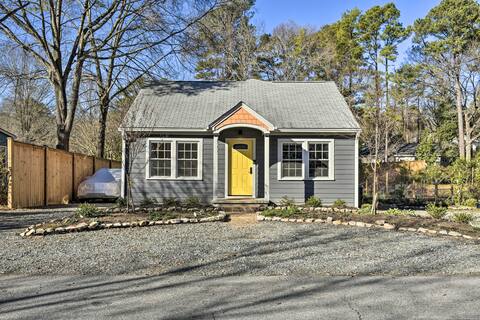 Renovated Carrboro House with Deck & Fire Pit!