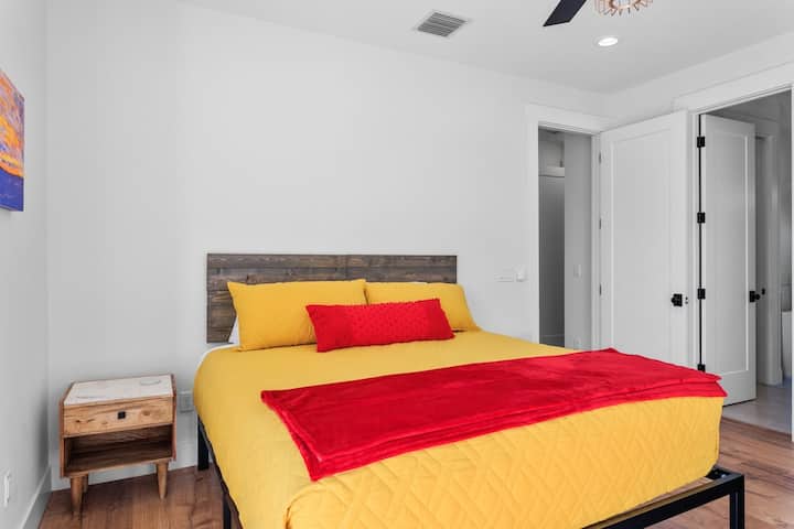 The Sun Room - غرفة النوم الأساسية