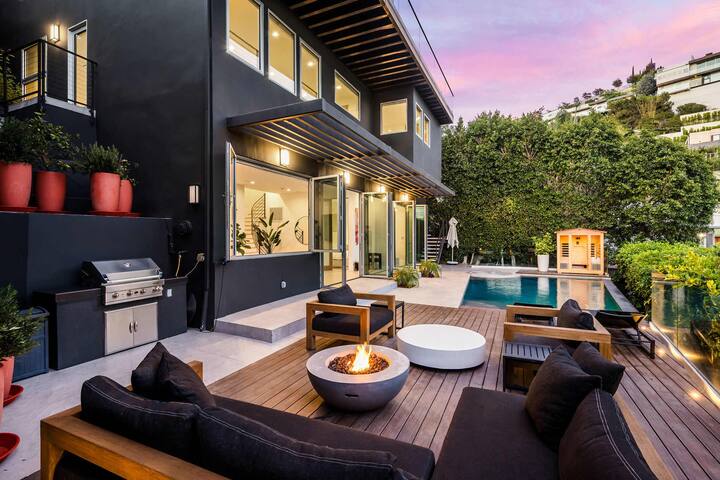 LA Reserve by Stay Awhile Villas gallery image 5