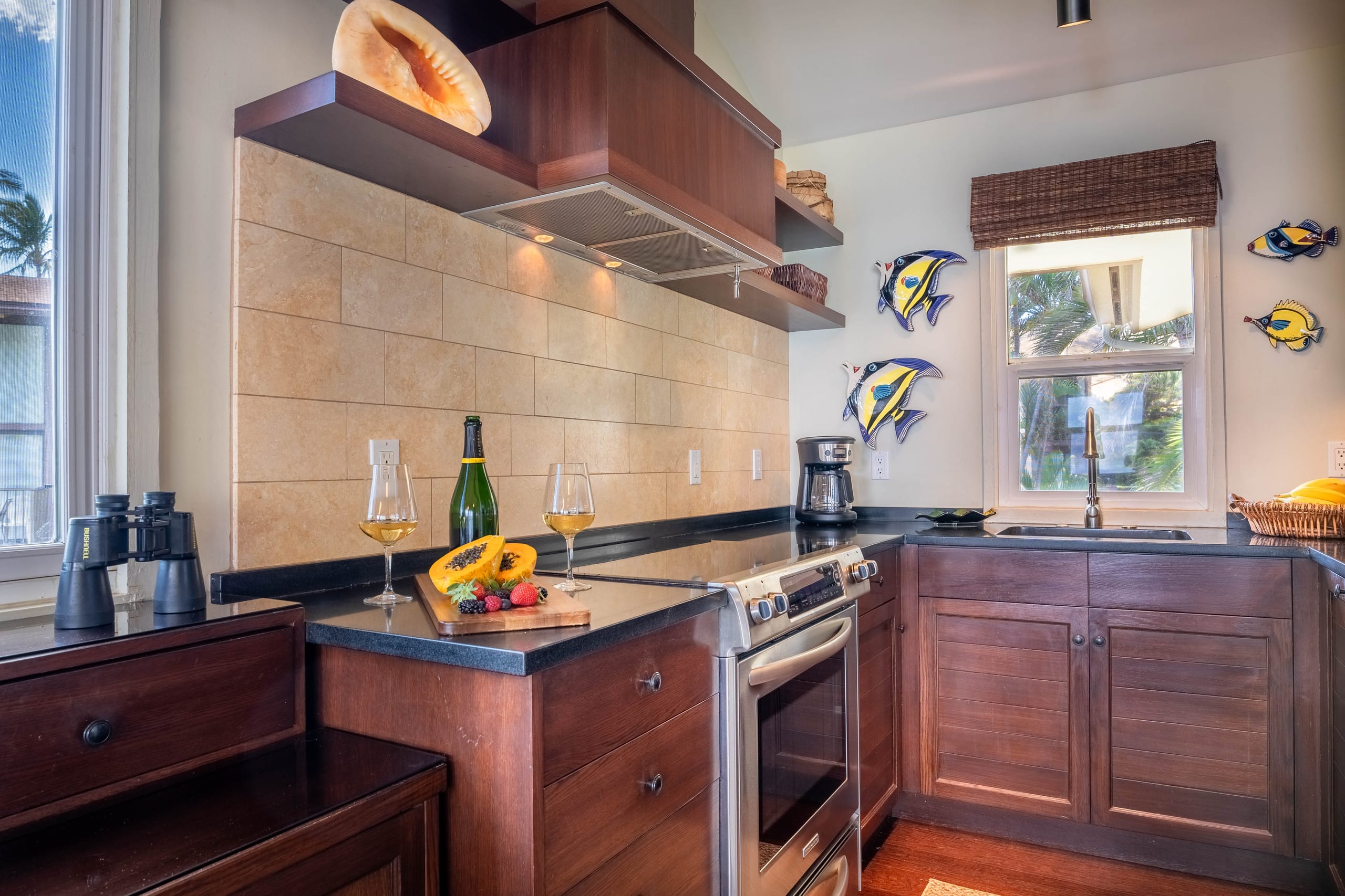 Condo in Wailuku · ★4.69 · 2 bedrooms · 3 beds · 2 baths - Image 13