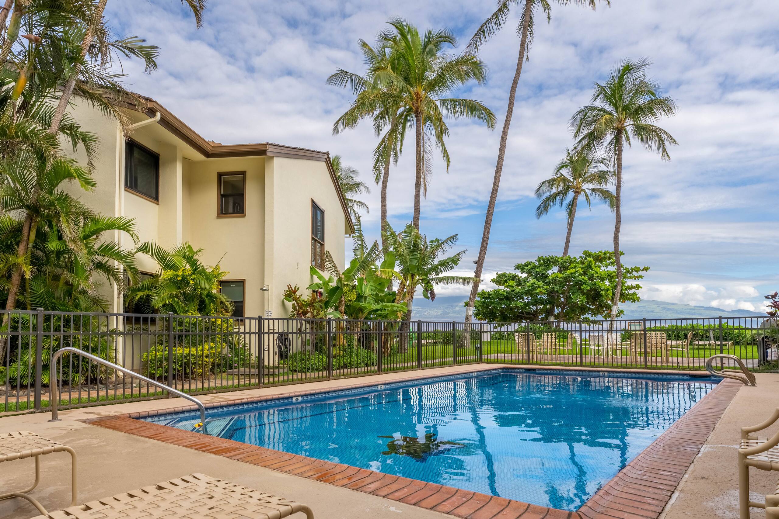Condo in Wailuku · ★4.69 · 2 bedrooms · 3 beds · 2 baths - Image 28