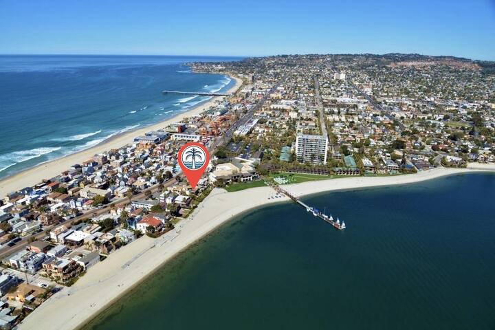 Villa on the Bay | 2BR Bayfront in Mission Beach gallery image 4