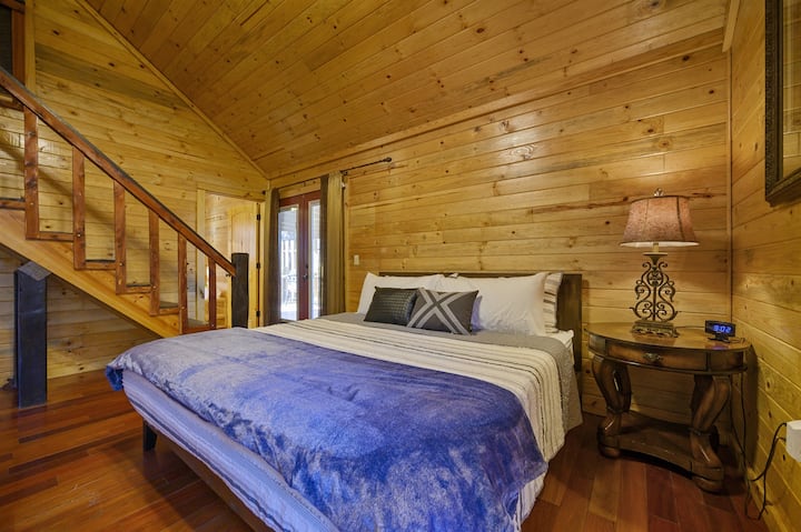 Основна спалня на етаж #2