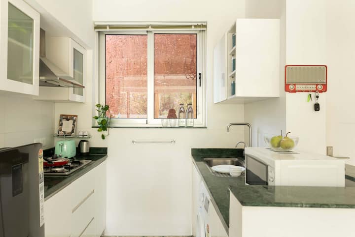 Fully equipped kitchen
