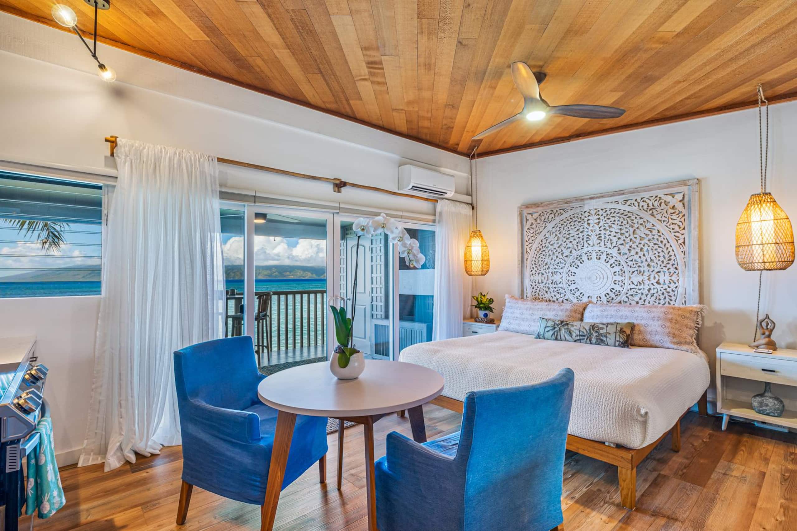 Condo in Lahaina · ★5.0 · 1 bedroom · 1 bed · 1 bath - Image 12
