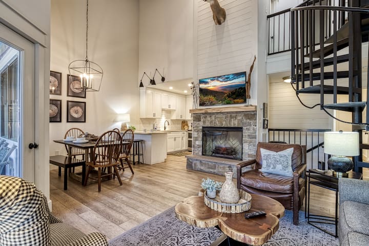 Gatlinburg Village Vacation Rentals managed Airbnb listing 3