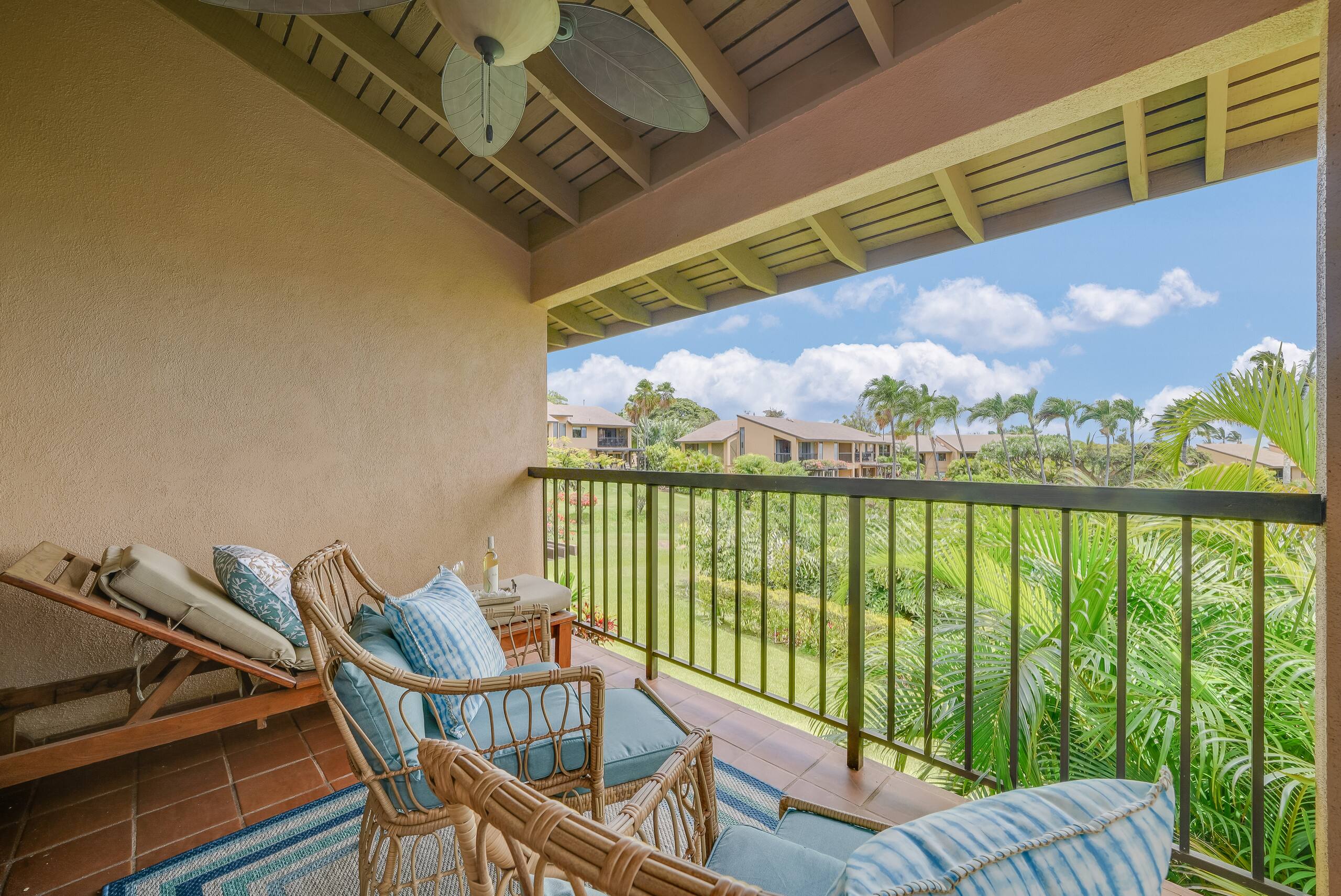 Condo in Kihei · ★4.7 · 2 bedrooms · 4 beds · 2 baths - Image 35