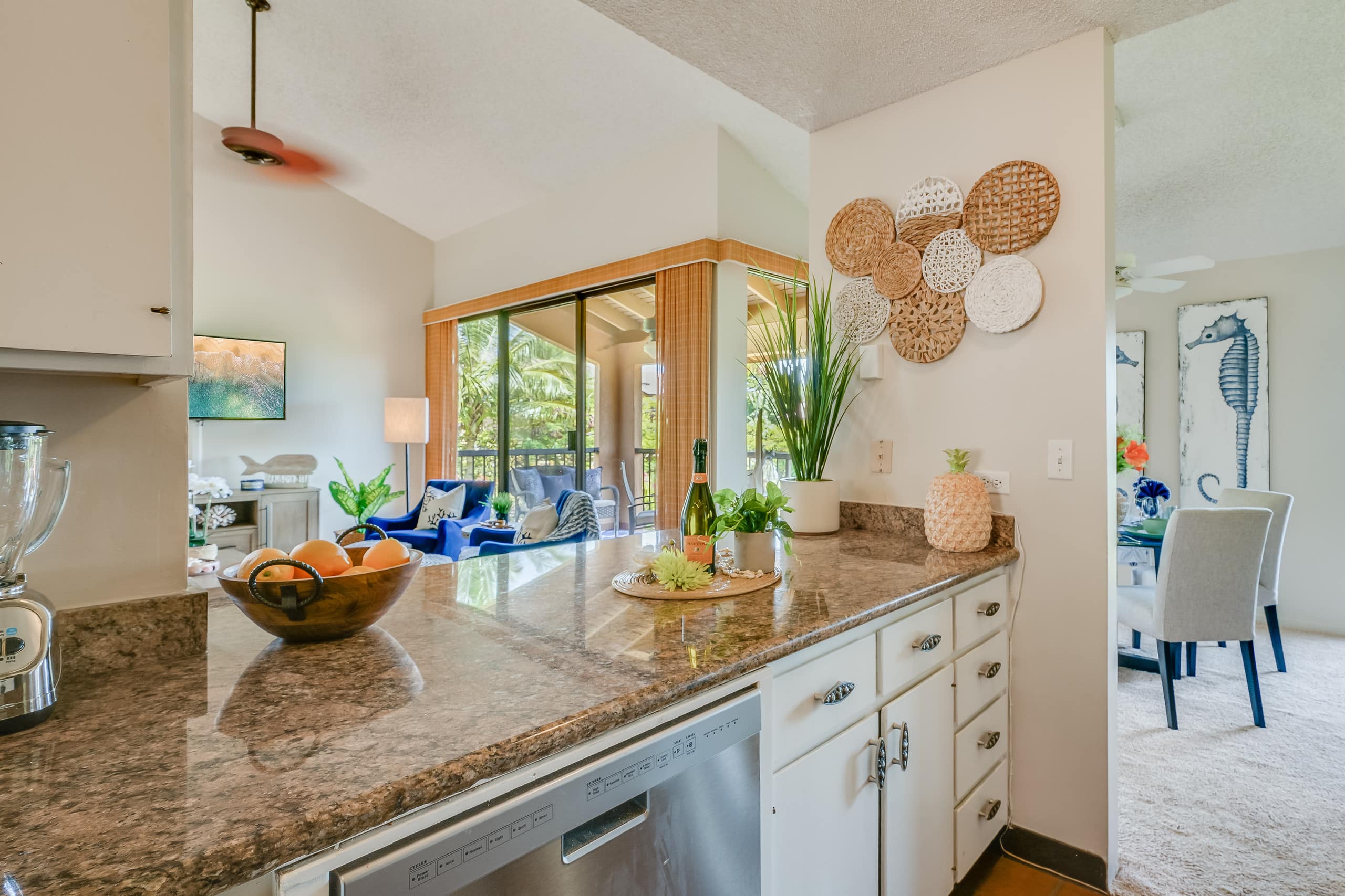 Condo in Kihei · ★4.7 · 2 bedrooms · 4 beds · 2 baths - Image 7
