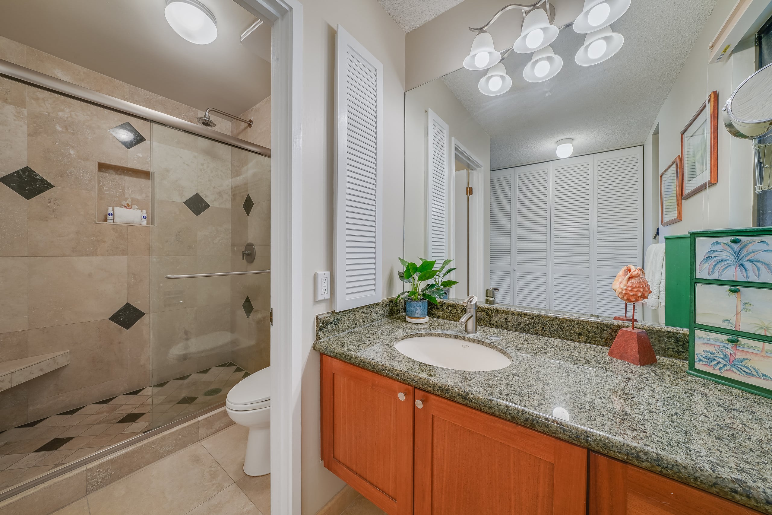 Condo in Kihei · ★4.7 · 2 bedrooms · 4 beds · 2 baths - Image 20