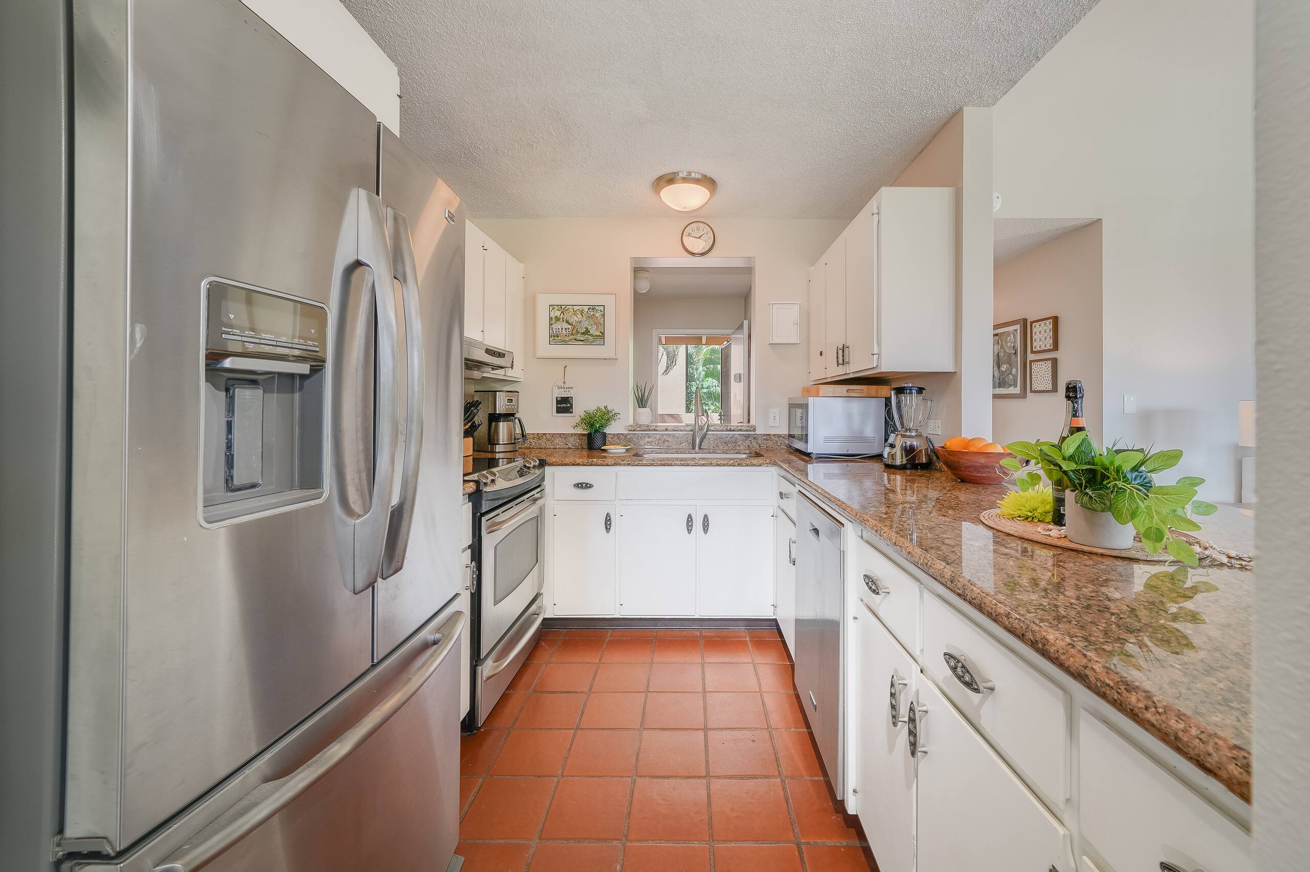 Condo in Kihei · ★4.7 · 2 bedrooms · 4 beds · 2 baths - Image 6