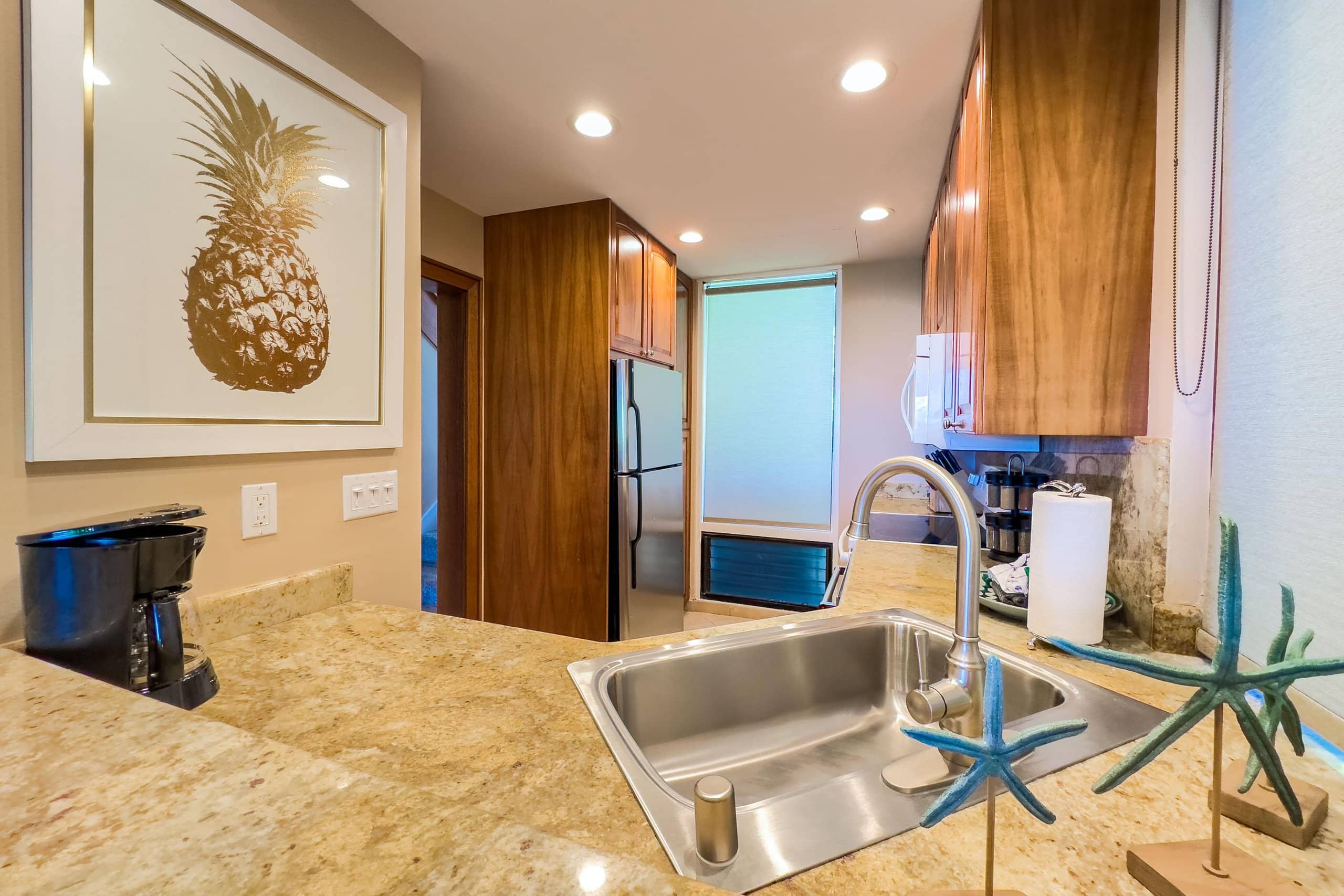 Condo in Lahaina · ★4.81 · 1 bedroom · 2 beds · 2 baths - Image 22