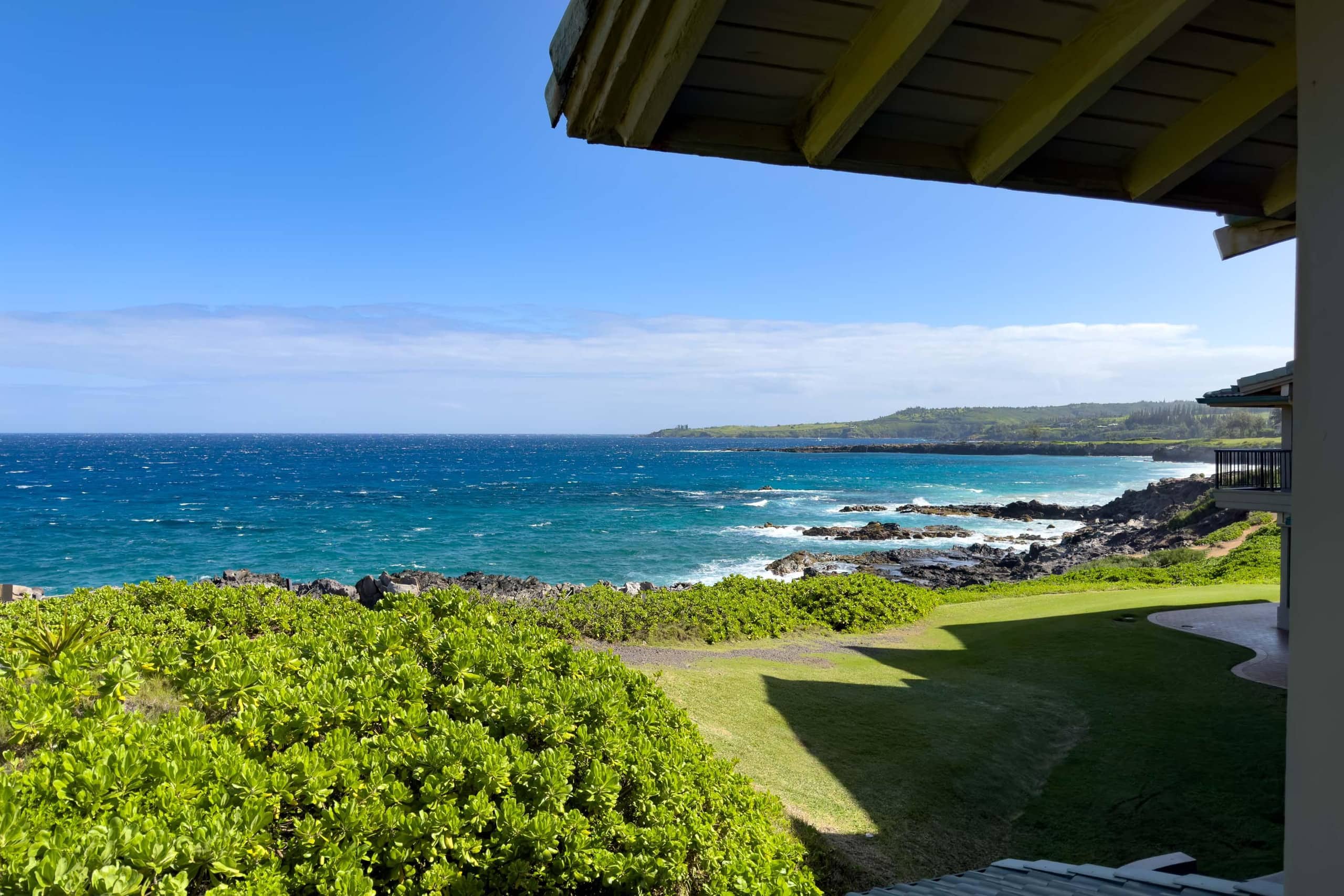 Condo in Lahaina · ★4.81 · 1 bedroom · 2 beds · 2 baths - Image 12