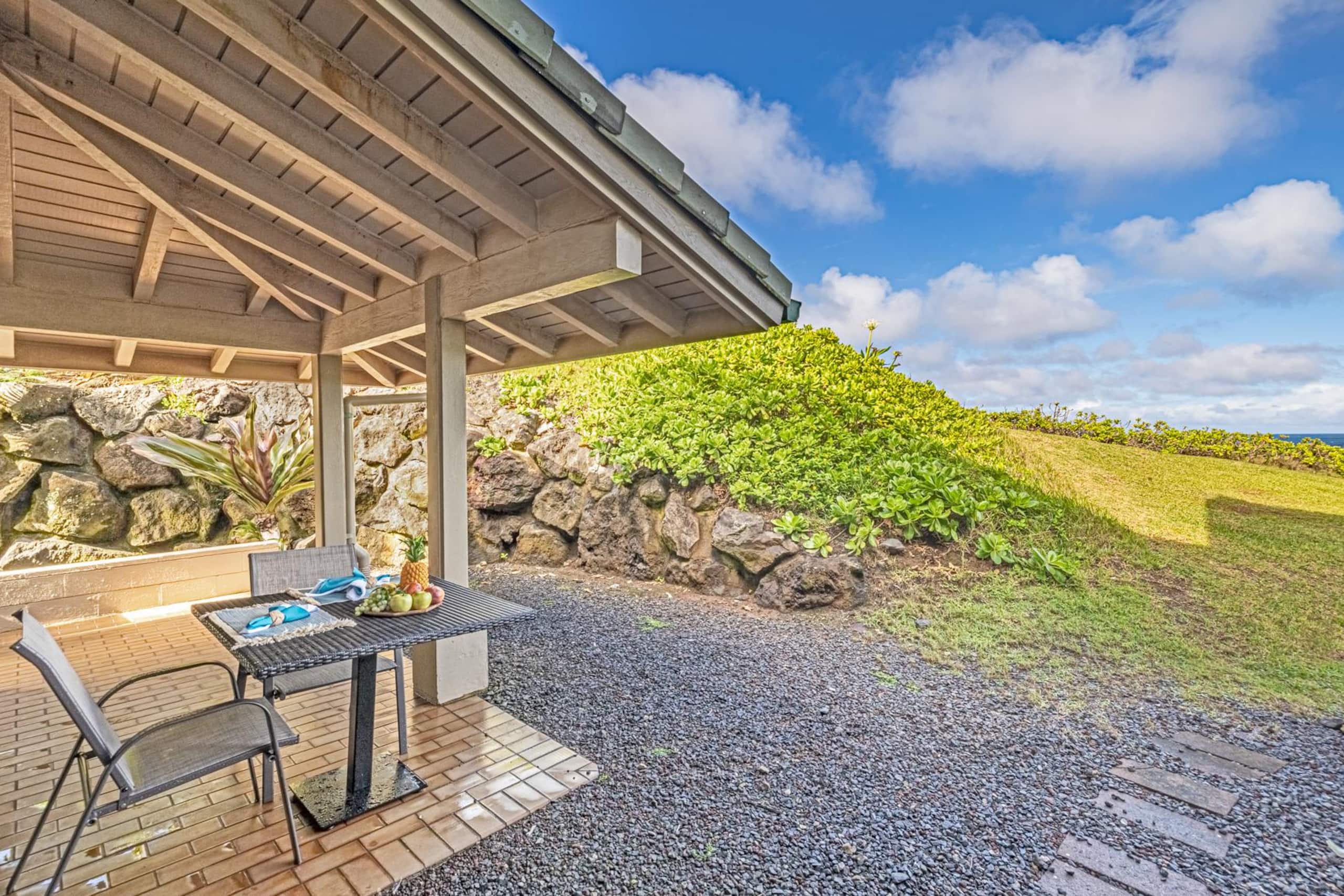 Condo in Lahaina · ★4.81 · 1 bedroom · 2 beds · 2 baths - Image 36