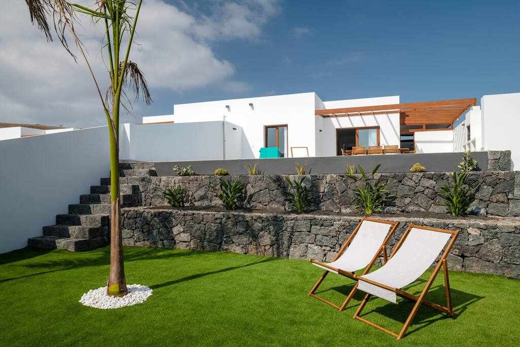 Villa Naira, with a private pool