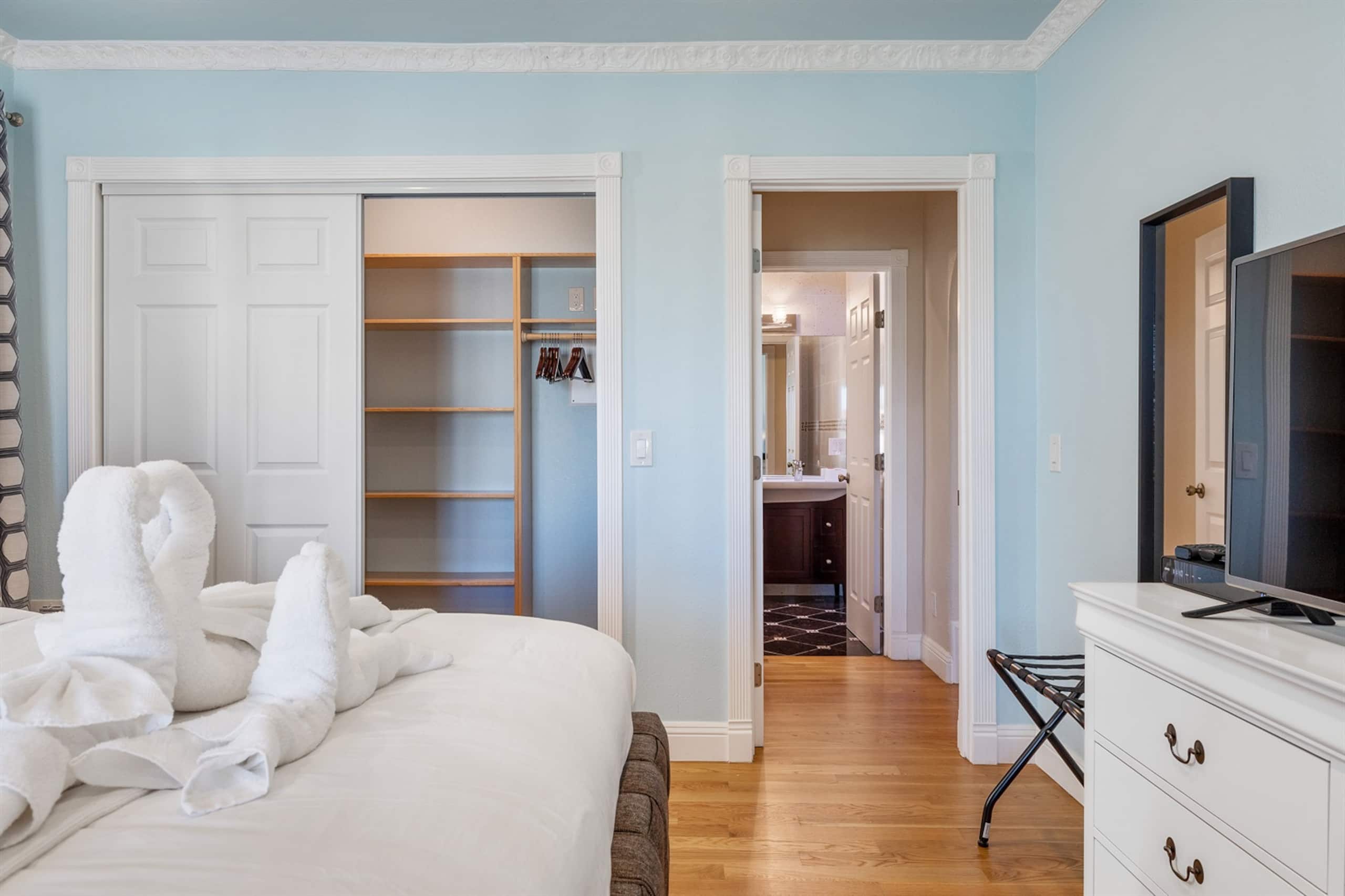 Home in San Francisco · ★4.97 · 4 bedrooms · 6 beds · 3 baths - Image 29