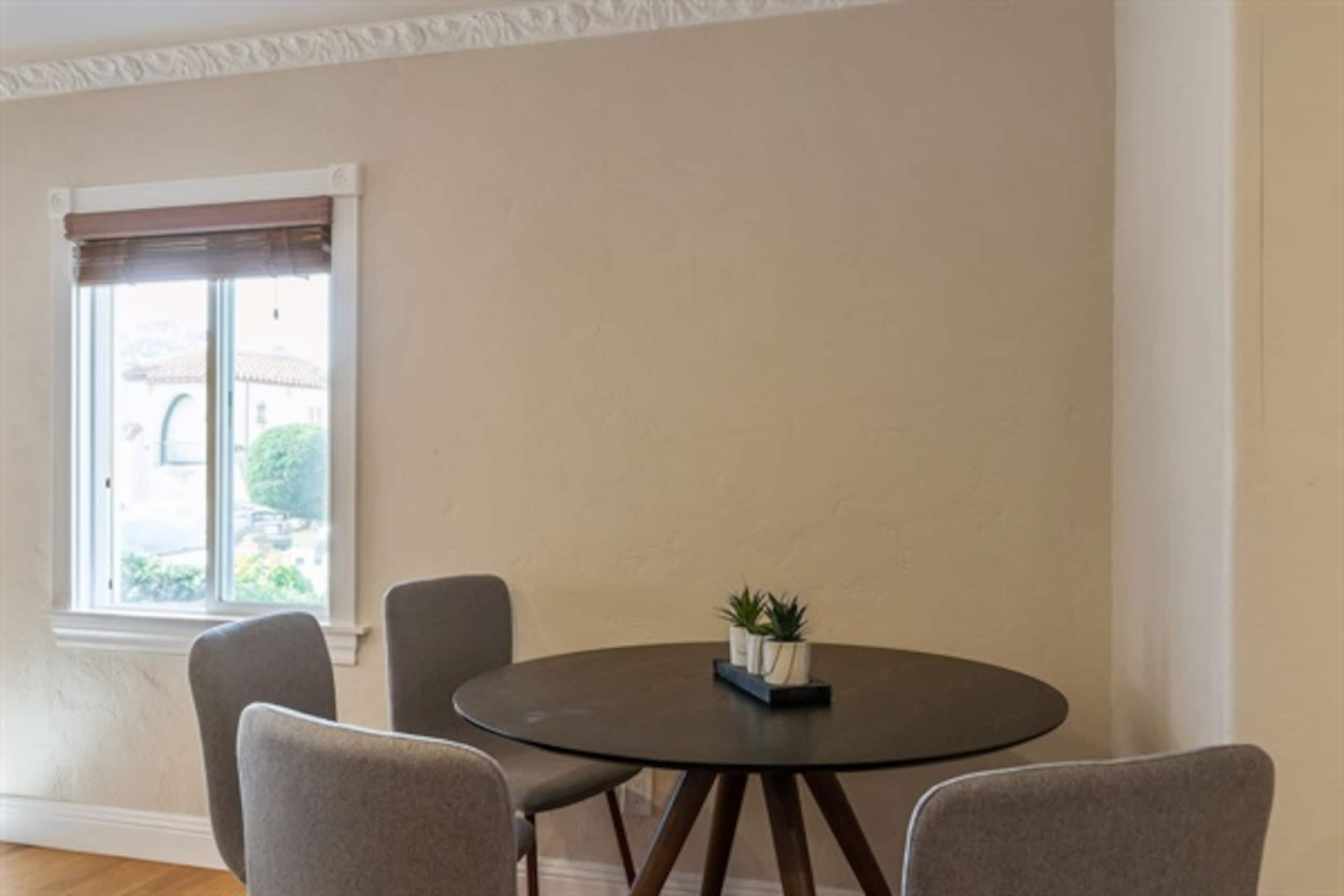 Home in San Francisco · ★4.97 · 4 bedrooms · 6 beds · 3 baths - Image 22