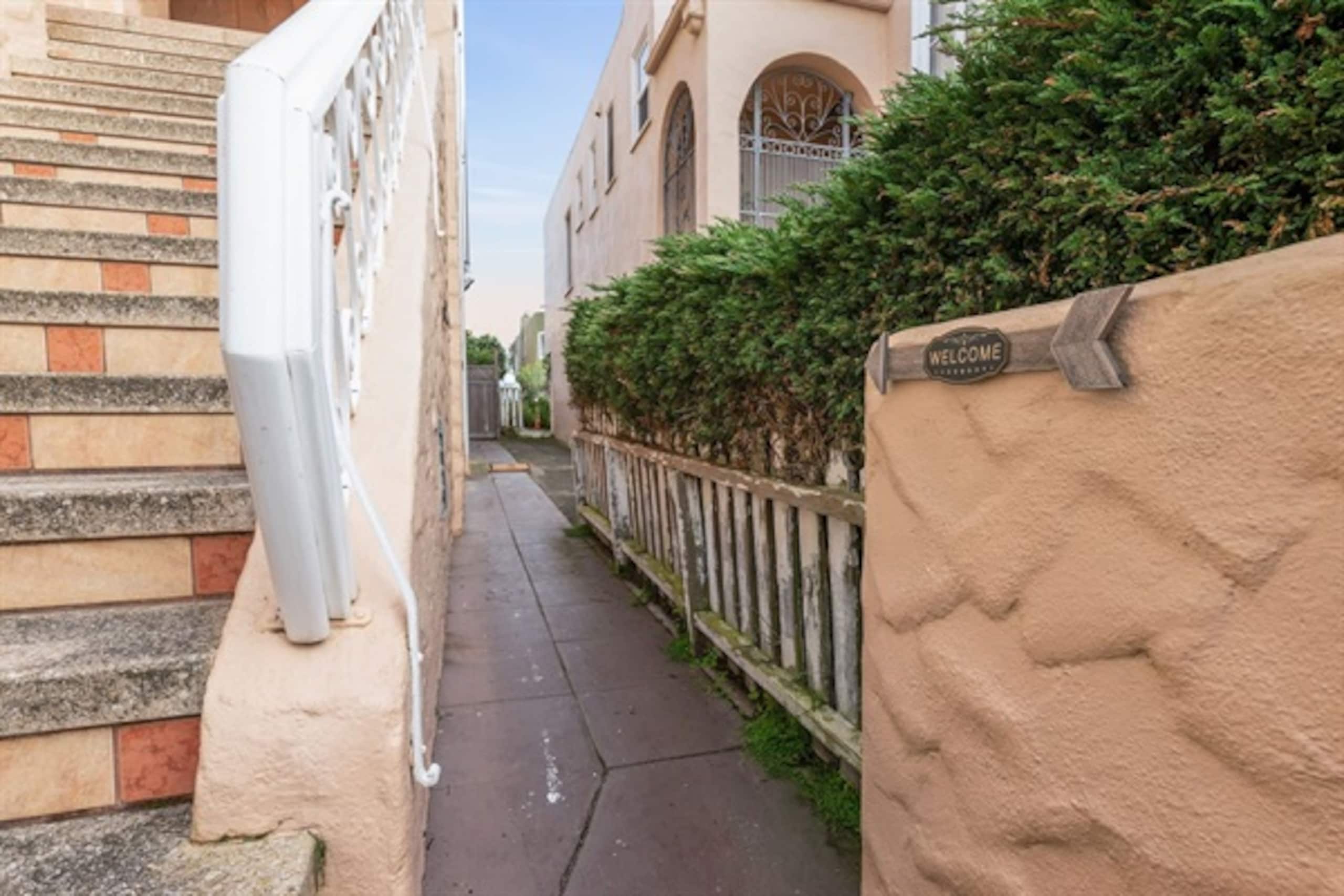 Home in San Francisco · ★4.97 · 4 bedrooms · 6 beds · 3 baths - Image 65