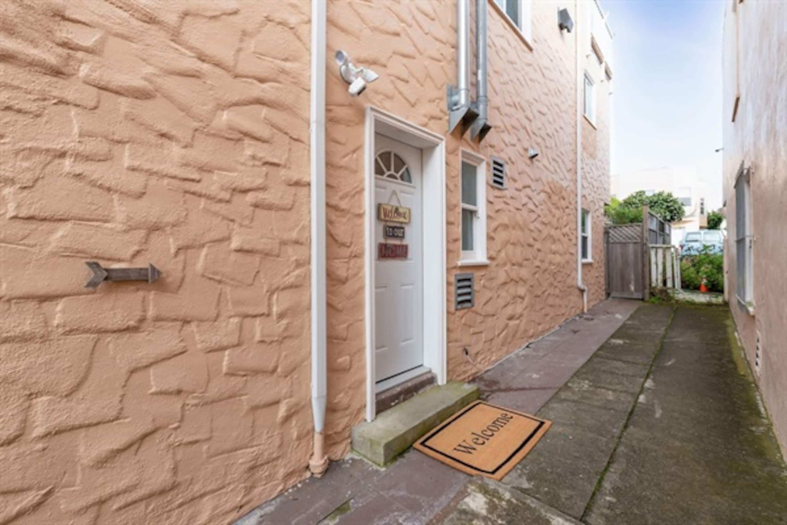 Home in San Francisco · ★4.97 · 4 bedrooms · 6 beds · 3 baths - Image 71